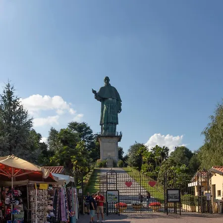 La Casa Di Lilly Arona