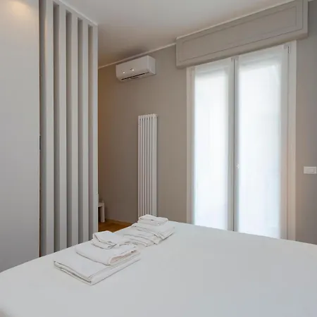 La Casa Di Lilly Arona