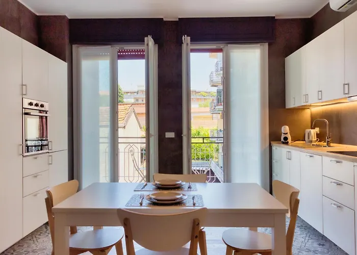 Apartament La Casa Di Lilly Arona